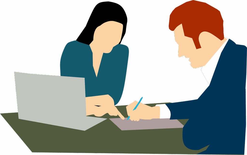 El contrato en prácticas no obliga a una formación especifica